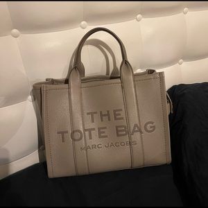Marc Jacobs Tan Tote Bag